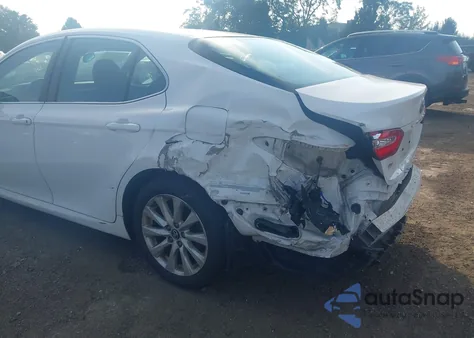 2018 Toyota Camry Le from USA, damaged, VIN 4T1B11HK8JU086875